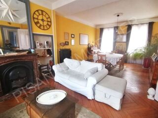  Maison  vendre 8 pices 199 m