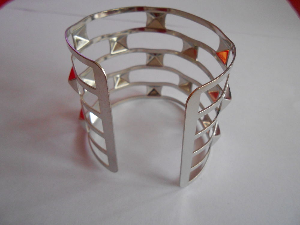 MANCHETTE BRACELET Bijoux et montres