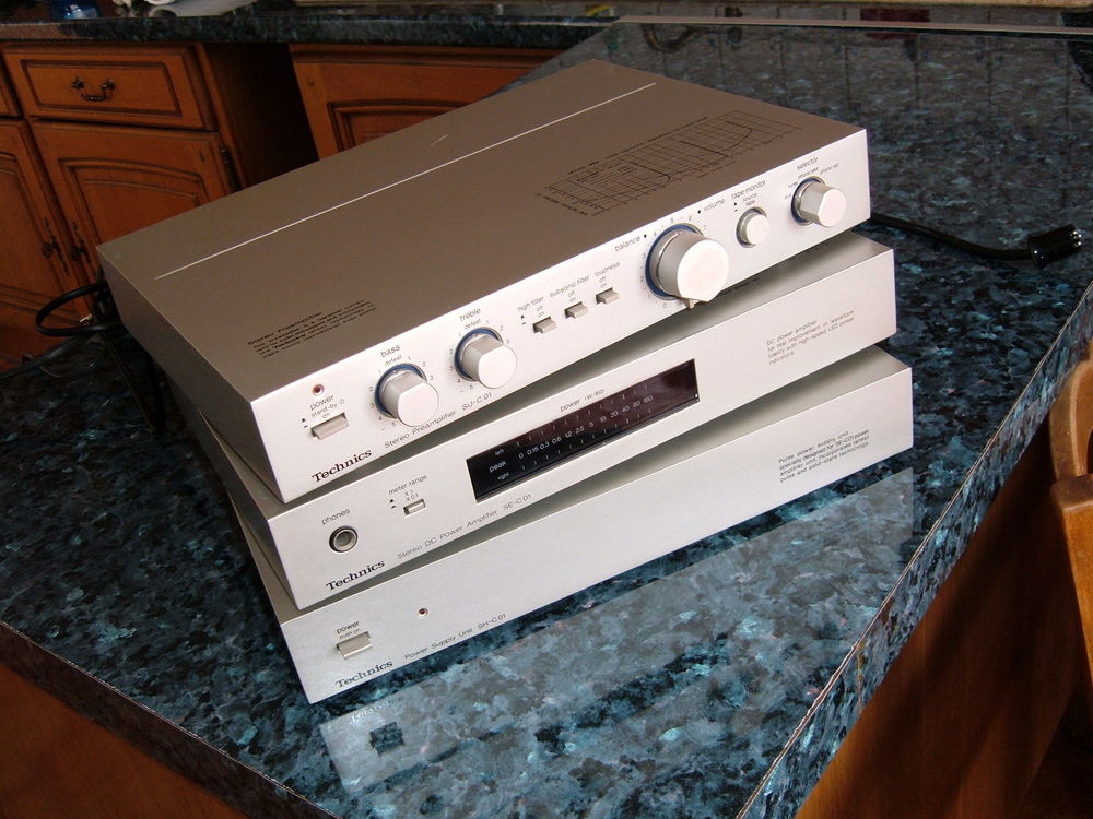 TECHNICS "audio Slim Line" 1978 Audio et hifi