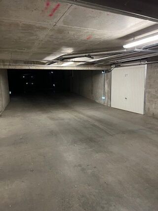  Parking / Garage  louer 15 m