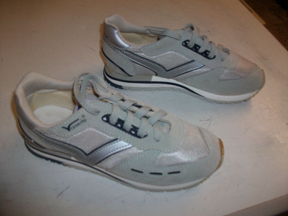 Baskets Gris/Bleu pointure 38-neuves Chaussures