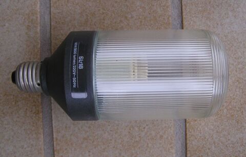 Ampoule basse consommation ancienne p. collection 20 Village-Neuf (68)