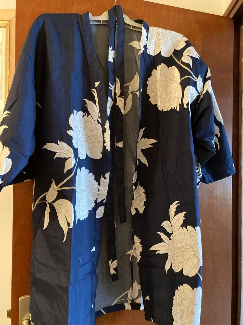 Kimono neuf Vtements