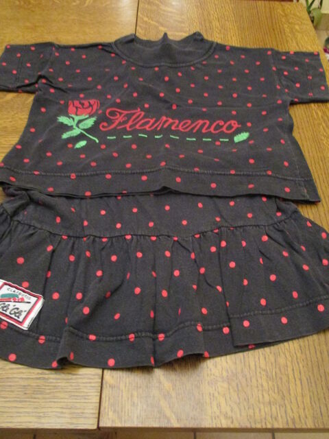 ensemble noir avec petits pois rouges 0 M�rignies (59)