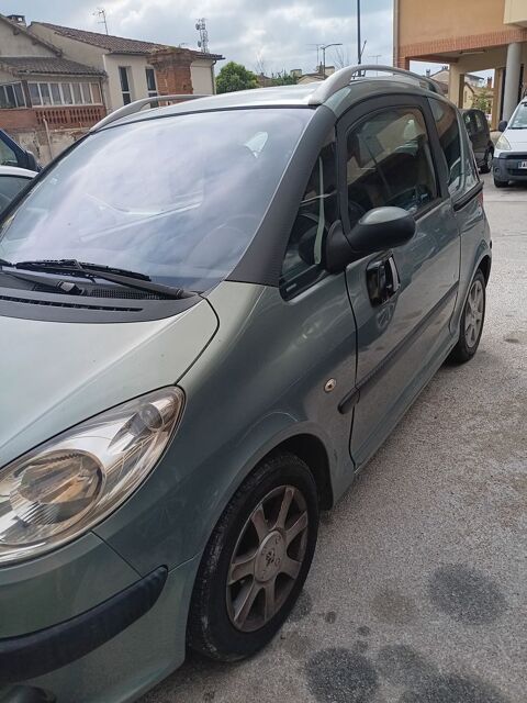 Peugeot 1007 1.4e Dolce