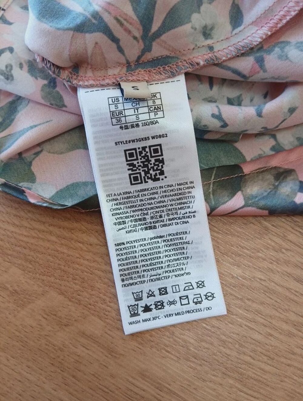 Robe GUESS taille S Vêtements