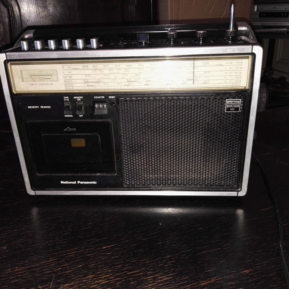 National Panasonic Radio Cassette Model RQ-553LDS
Audio et hifi