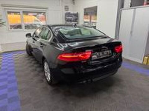 XE 2.0 D - 180 ch BVA Pure 2015 occasion 69120 Vaulx-en-Velin
