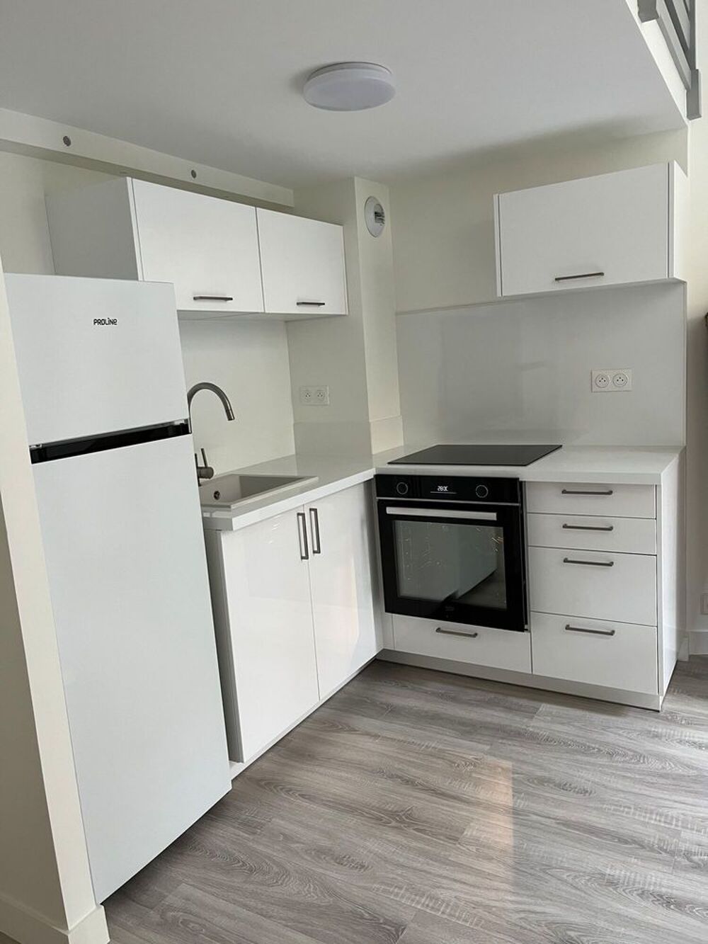 Vente Appartement Appartement atypique vendu meublé , occupé ou non Levallois-perret