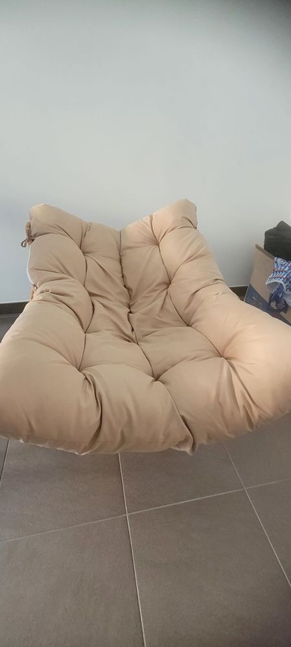 Fauteuil &agrave; bascule neuf (remise en main propre) Meubles