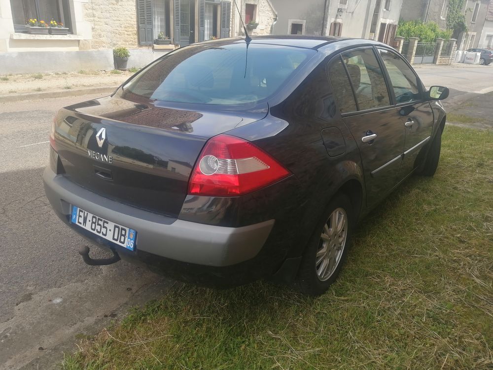 M&eacute;gane II M&eacute;gane 1.9 dCi 120 Confort Authentique 2003 occasion 89480 Andryes