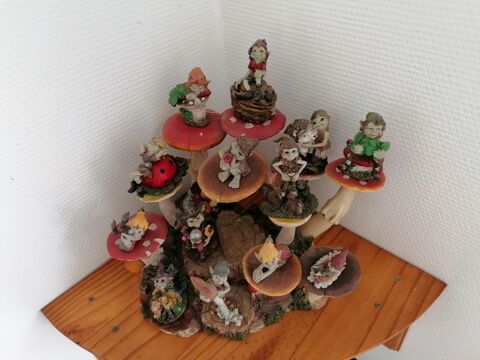 Collection figurines trolls pixies elfs 30 Frelinghien (59)