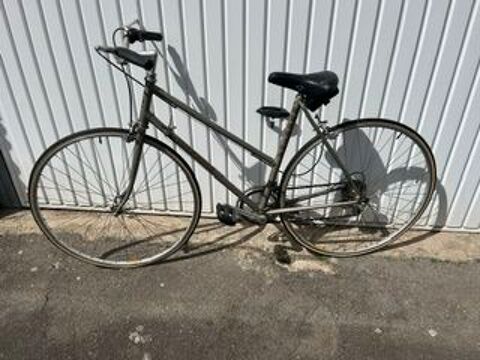 Vélo de course femme Messina vintage Thionville (57)