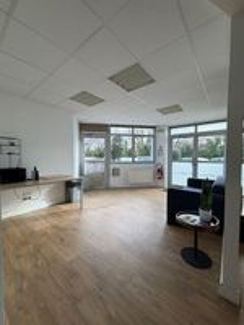   Bureaux 188 m² Périgny 