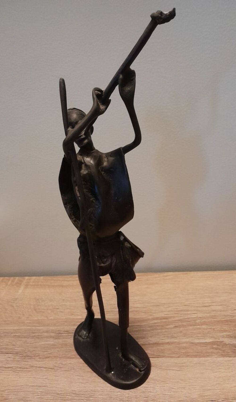 Lot de 3 statuettes Art africain + 1 bougeoir 
Décoration