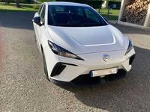 MG4 Electric 51kWh - 125 kW 2WD Standard 2023 occasion 33390 Saint-Gen&egrave;s-de-Blaye