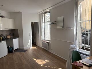  Appartement à louer 1 pièce 23 m² Paris