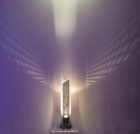 Lampe postmoderne   Skyscraper   ? Italie, ann�es 1980 650 Cr�teil (94)