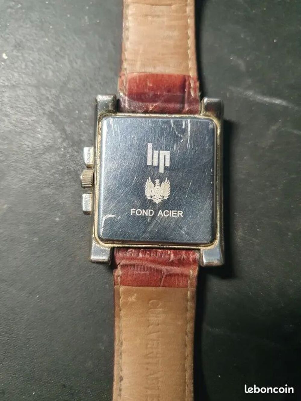 cette lip Bijoux et montres