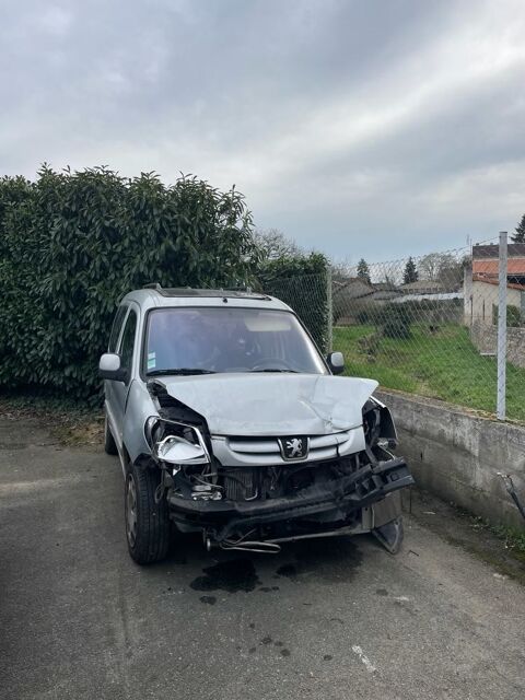 Peugeot partner 1.6 HDi 16V 90ch Z&eacute;nith