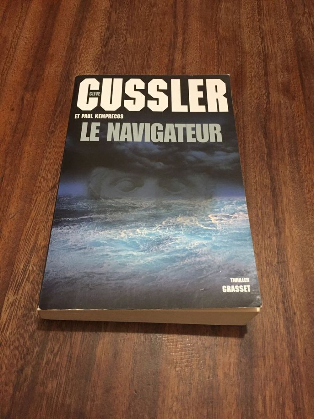 Livre &quot; Le navigateur &quot; Clive Cussler et paul Kem Livres et BD