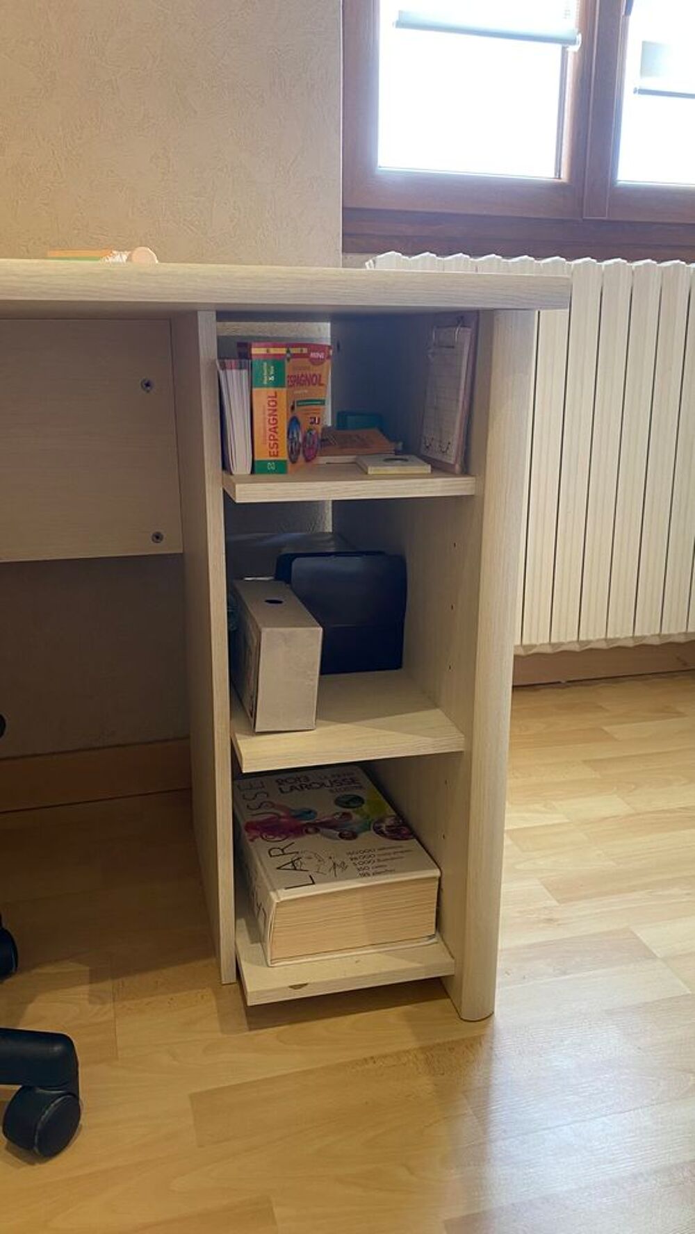 bureau en bois avec rangements Meubles