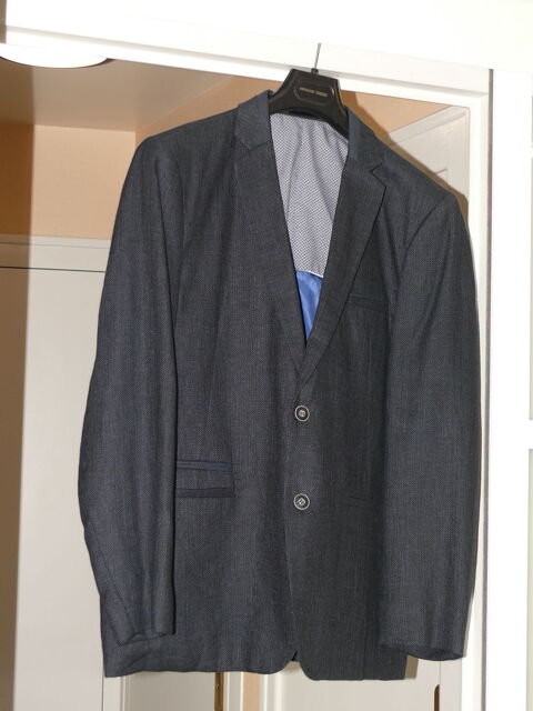 Veste  Armand Thiery  40 Saintes (17)