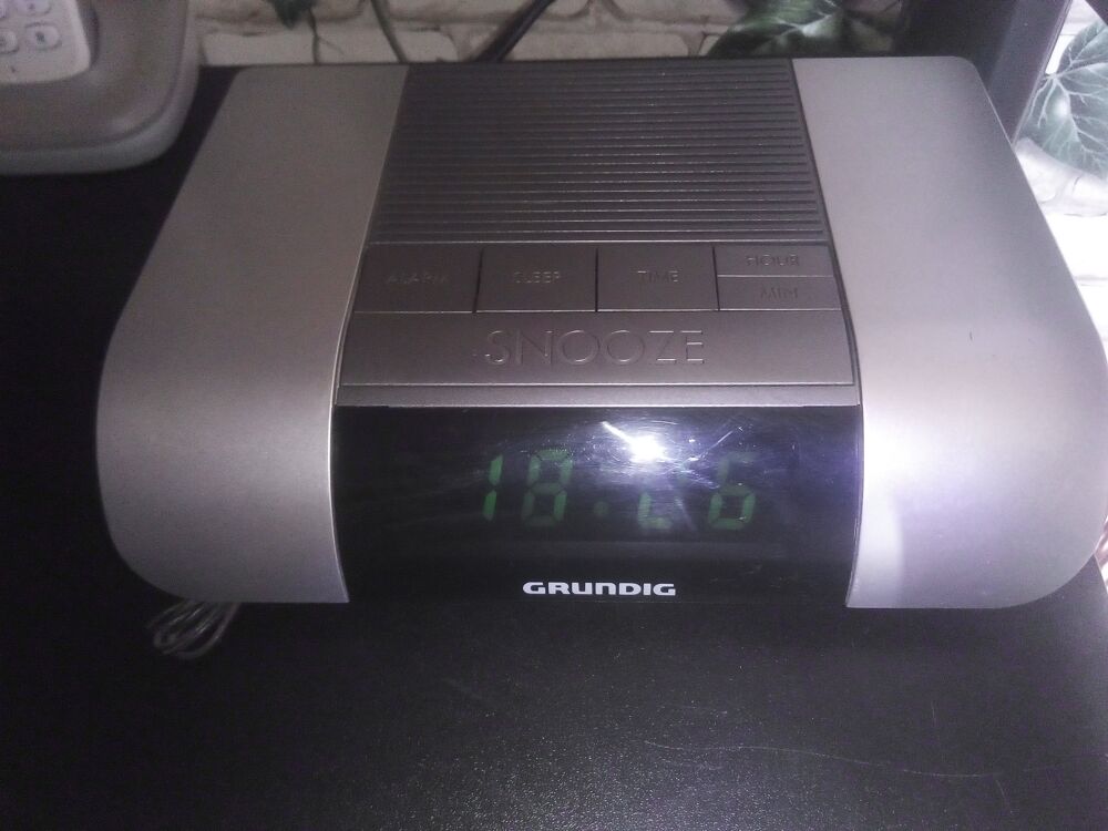 radio r&eacute;veil grundig Audio et hifi