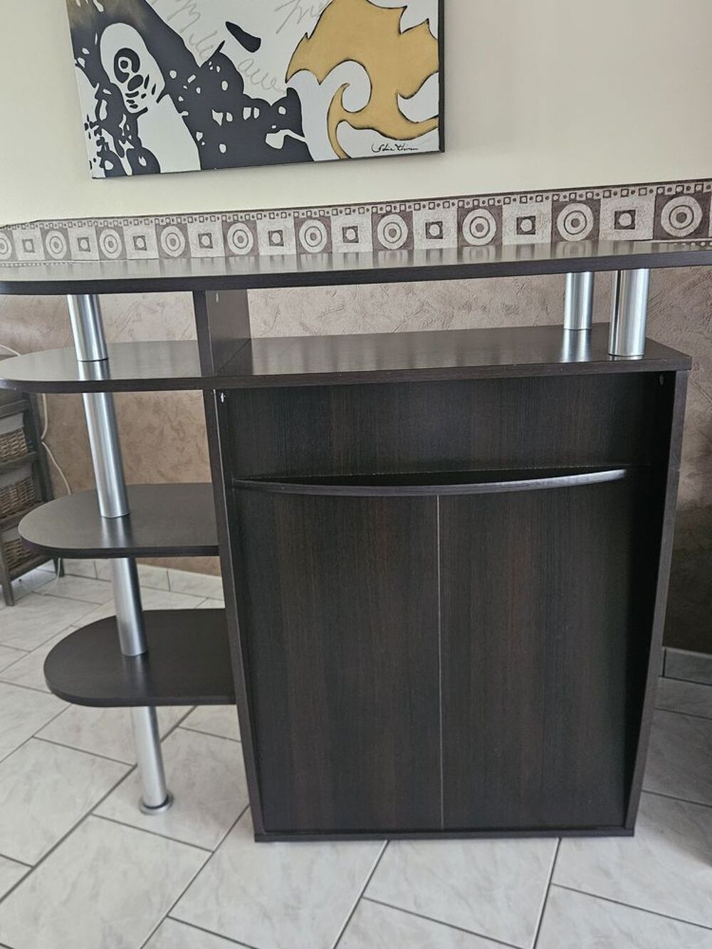 Salle &agrave; manger compl&egrave;te en bon &eacute;tat Meubles