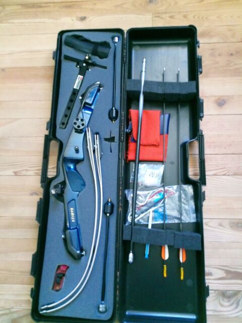 Arc classique de gaucher 250 Riom-�s-Montagnes (15)