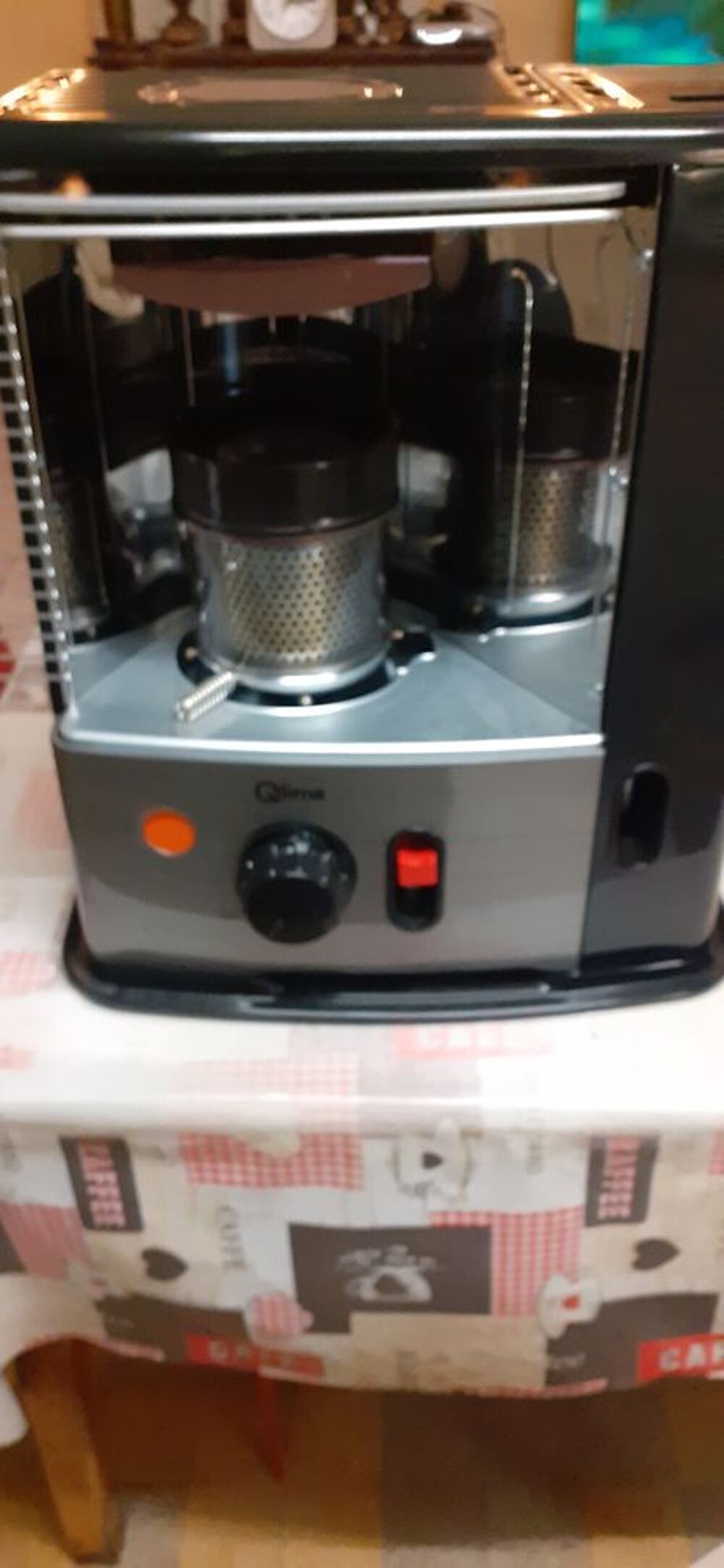 Chauffage mobile de marque Qlima noir et gris Electroménager
