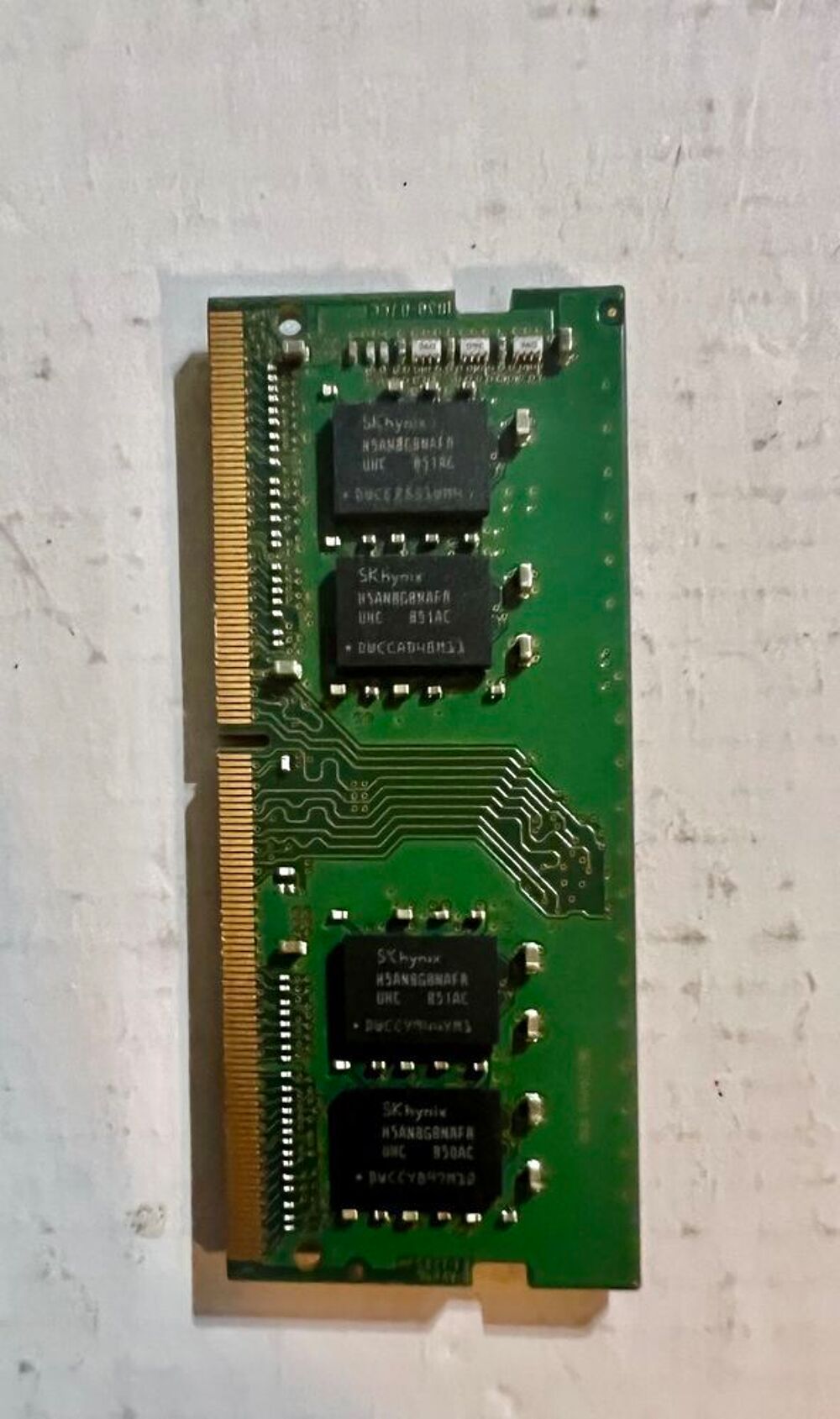 SK Hynix RAM 8Go DDR4 - SO-DIMM - 2400MHz - M&eacute;moire Vive Matériel informatique