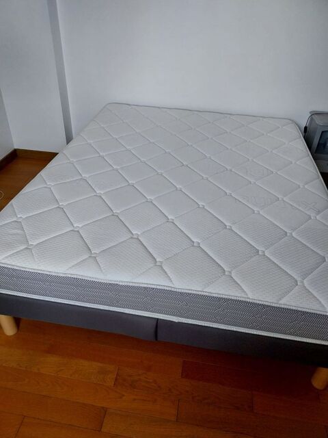 lit sommier +matelas 990 Saint-Méloir-des-Ondes (35)
