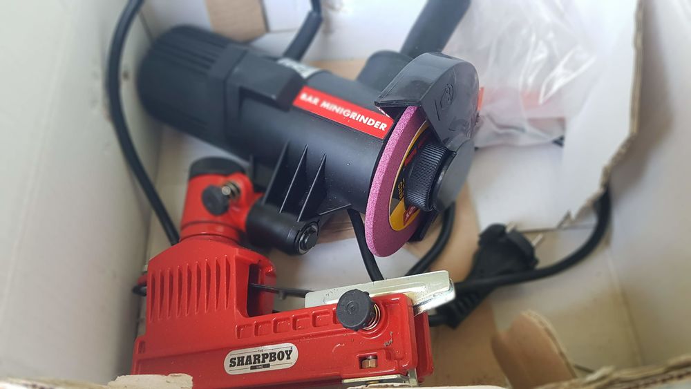 Machine &agrave; aff&ucirc;ter les lames de tron&ccedil;onneuse Bricolage
