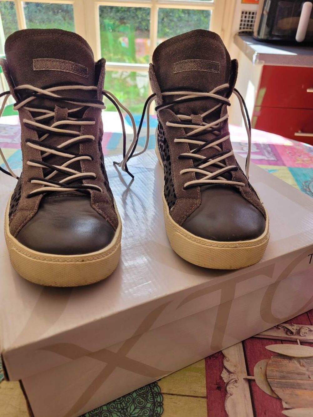 baskets femmes taille 38 Chaussures