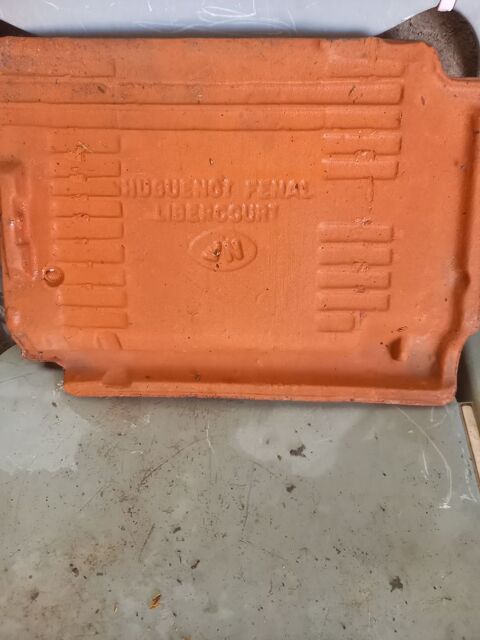 tuile �tat neuf 0 Vr�ly (80)