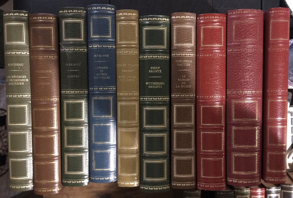 Lot de 31 tomes &eacute;ditions rencontre Lausanne 