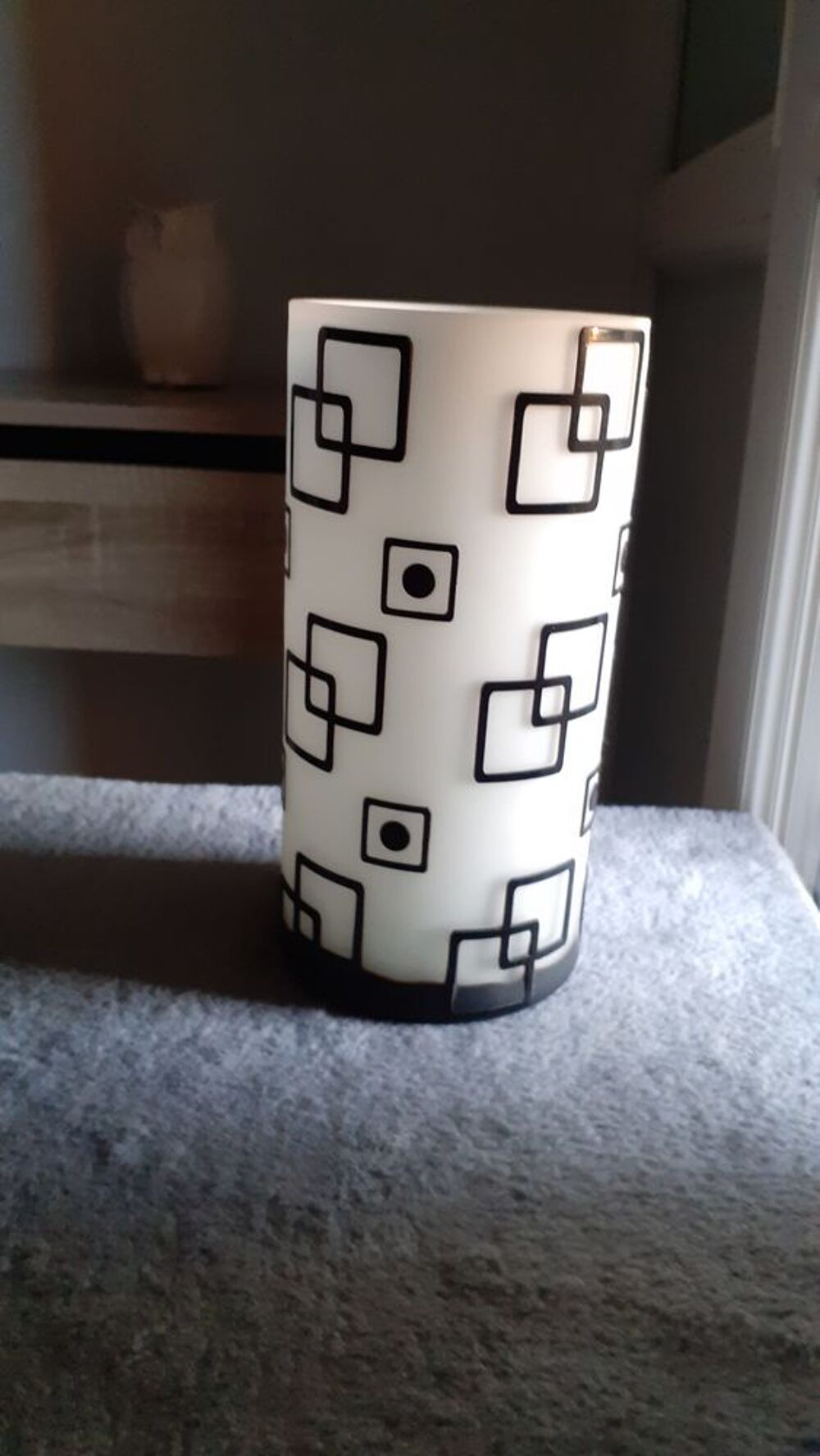 Vase blanc et noir Décoration