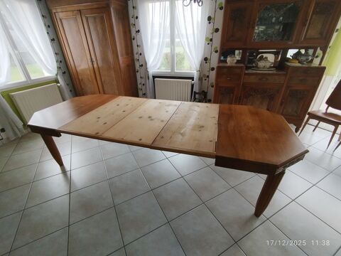 table salle � manger 150 Saint-Mesmin (85)