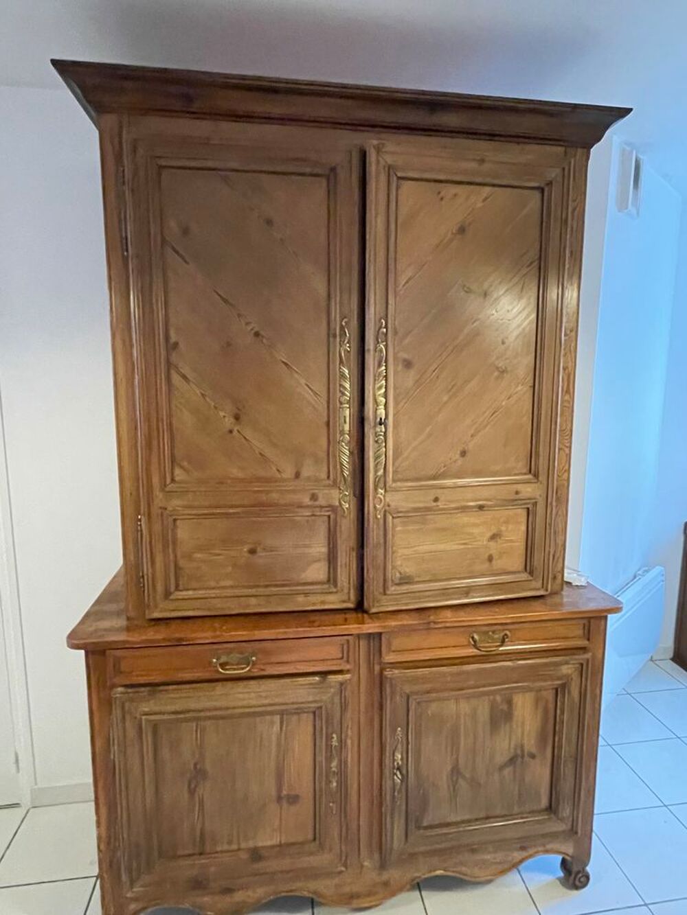 buffet 2 corps en pitchpin Meubles