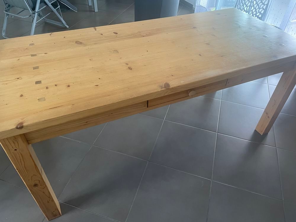 Table bois de salon. Meubles