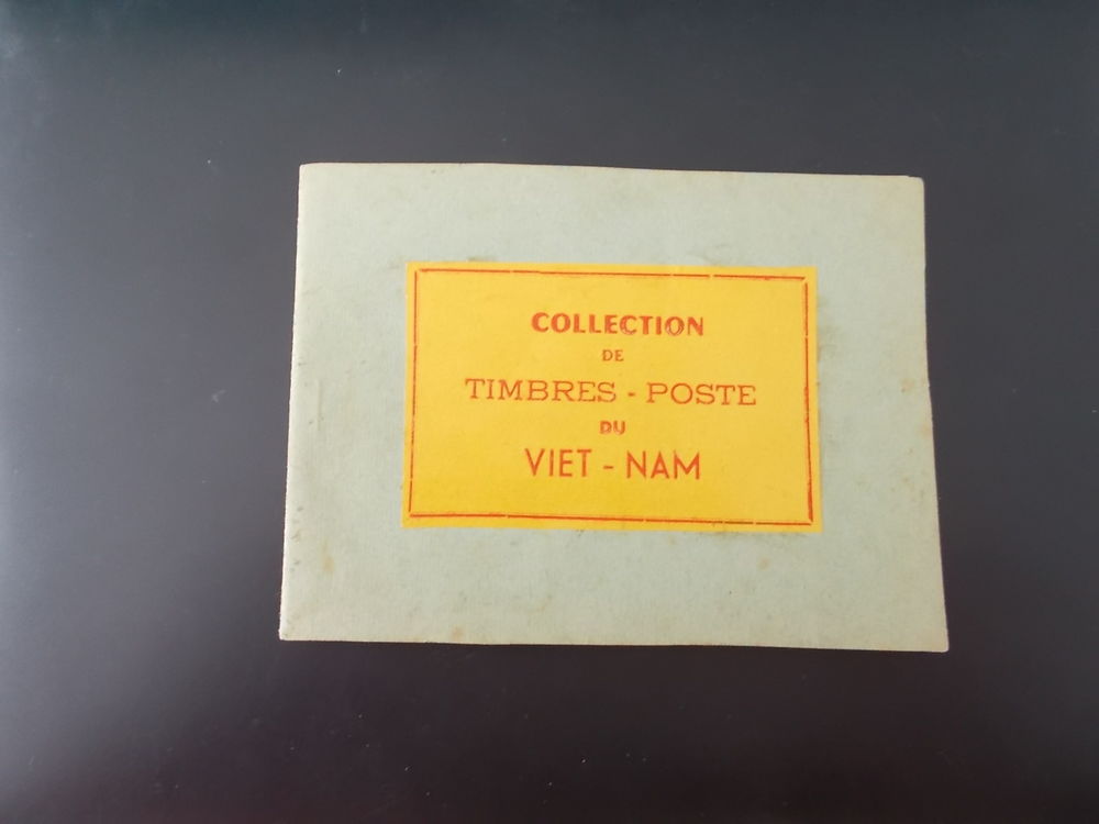 Fascicule de TIMBRES DU VIETNAM des ANN&Eacute;ES 50 