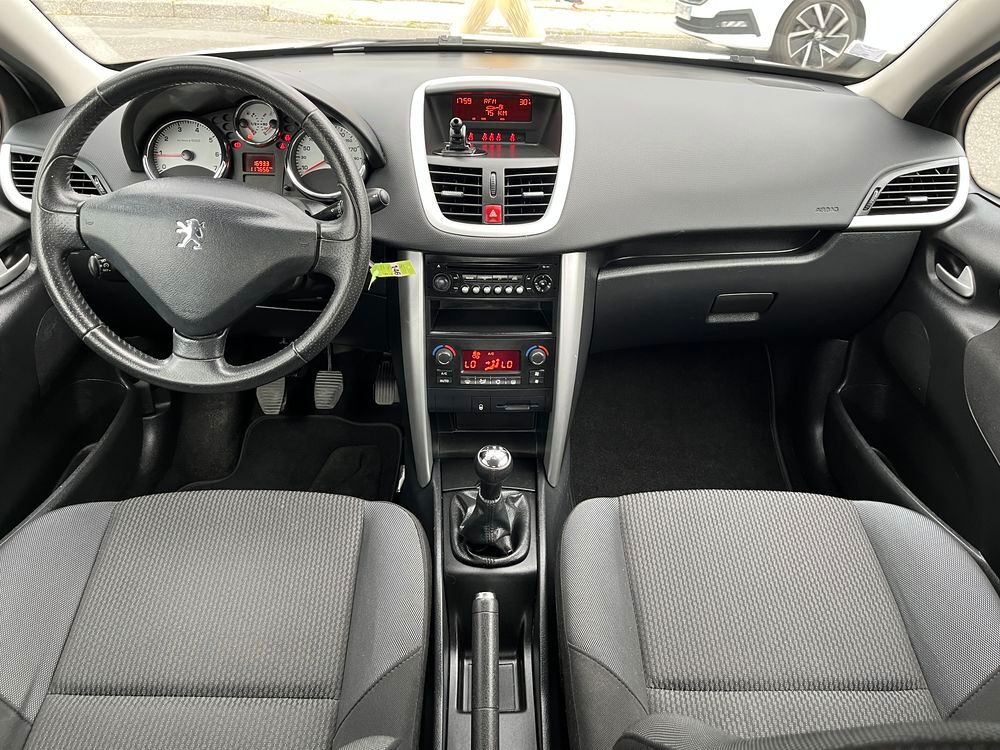 207 1.4 VTi 95ch Urban Move 2011 occasion 42700 Firminy