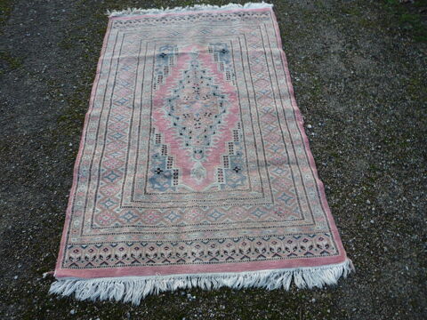 Tapis d'orient noué main (G)
160cm x 93cm 125 Castres (81)