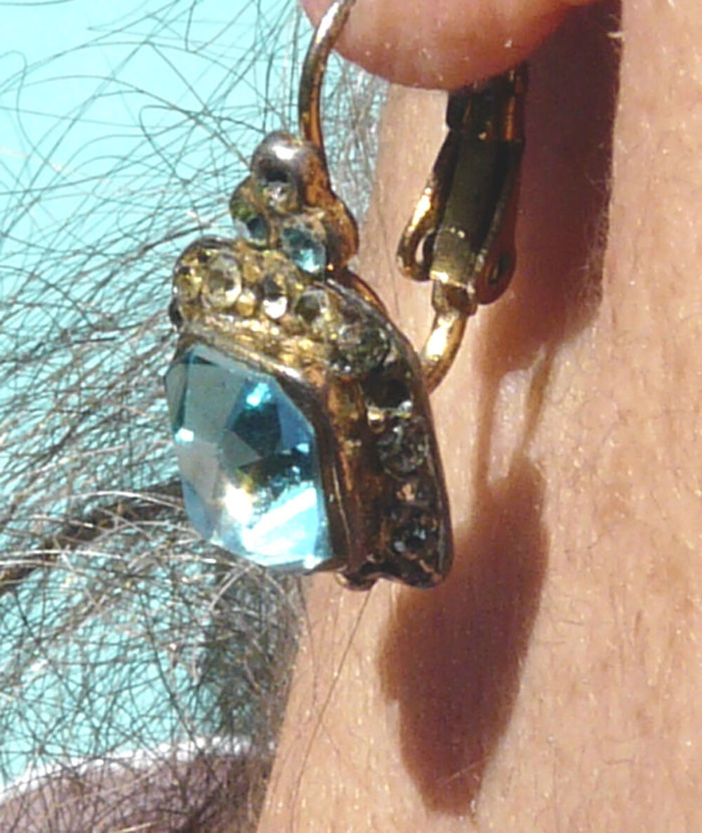 Paire de Boucles d'Oreilles de 2 Topazes Bleues 19i&egrave;me Or Bijoux et montres