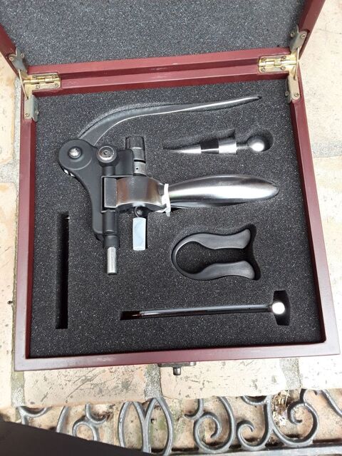 tire bouchons 10 Rocheville (06)