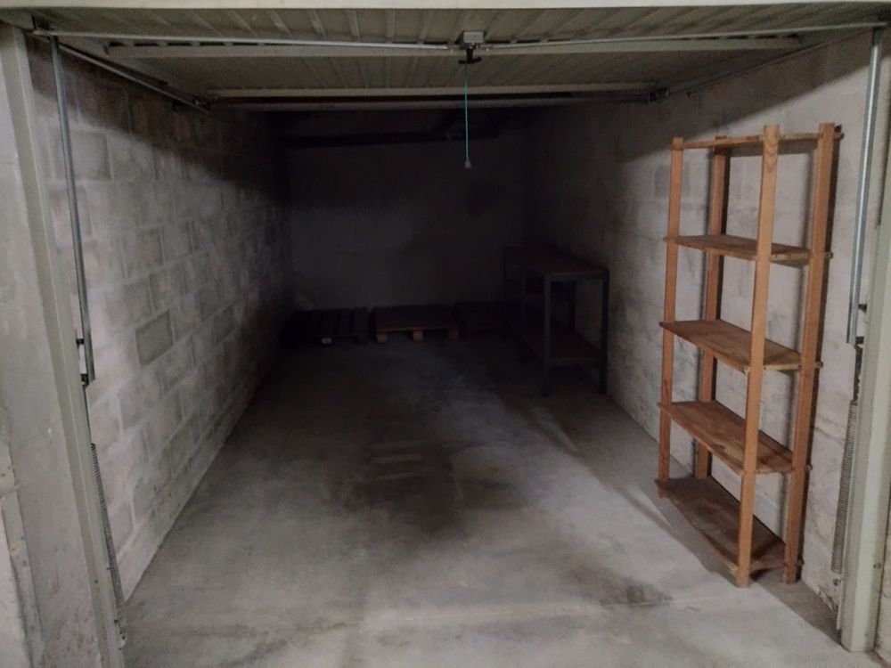 Vente Parking/Garage Garage box fermé quartier Saint Mitre Aix-en-provence