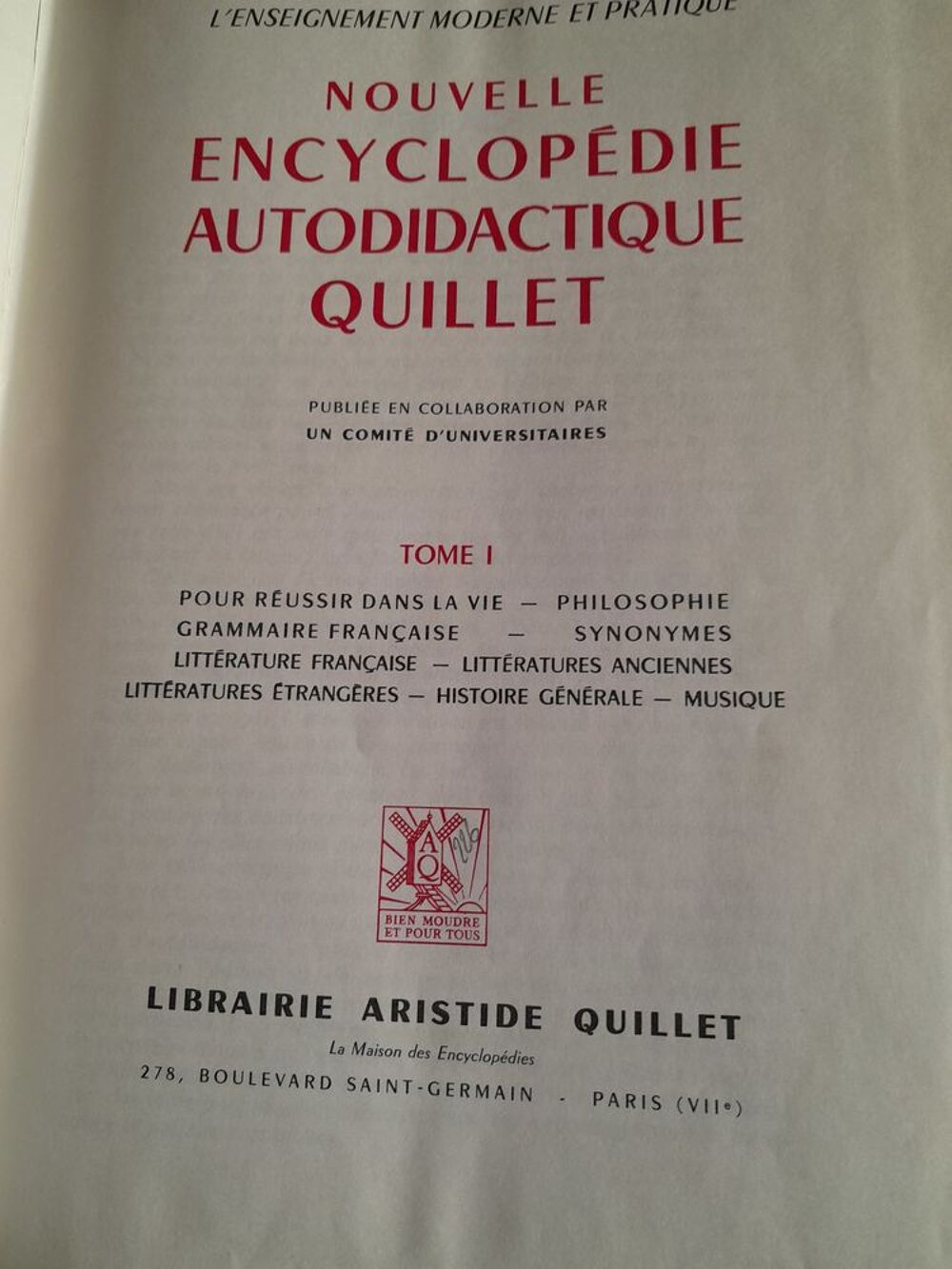 Lot Encyclop&eacute;dies autodidactiques Livres et BD