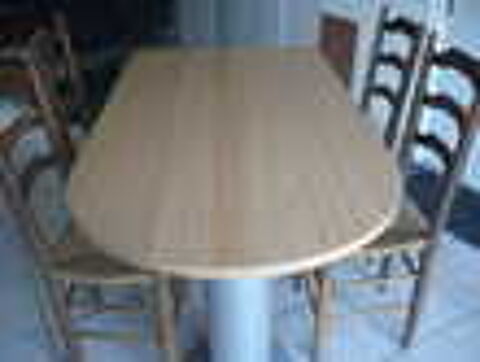 TABLE + 4 CHAISES Meubles