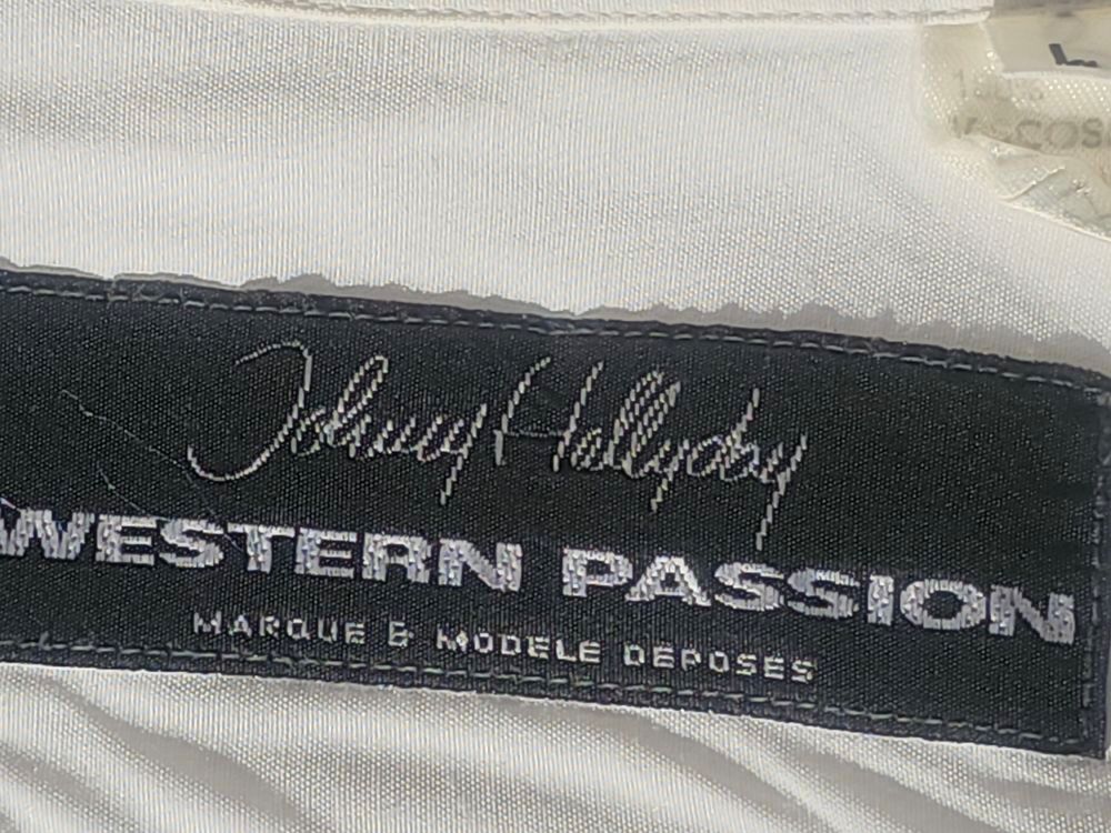 Chemise JOHNNY HALLYDAY - Western Passion
Taille 38/40 Vêtements